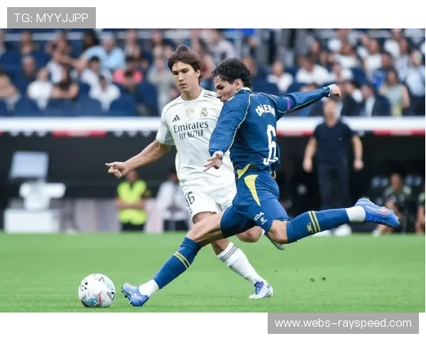 阿拉维斯门将西维拉屡献神扑,虽败犹荣